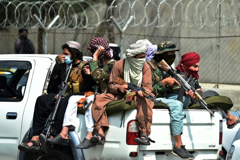 Taliban celebrate defeating the United States » Capital News