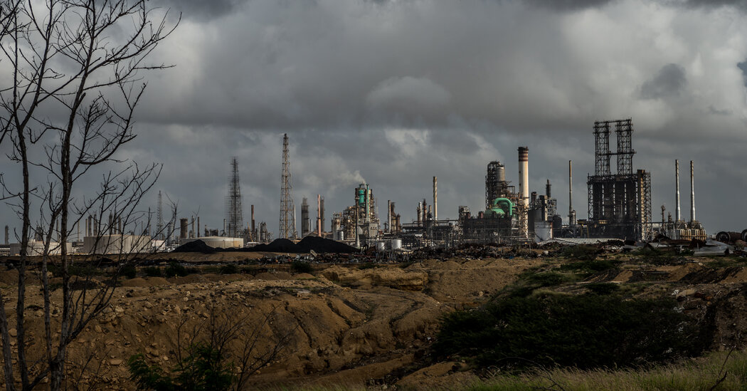 Venezuela Could Be Fill-in for Russian Oil, But Critics Fear Aiding Maduro