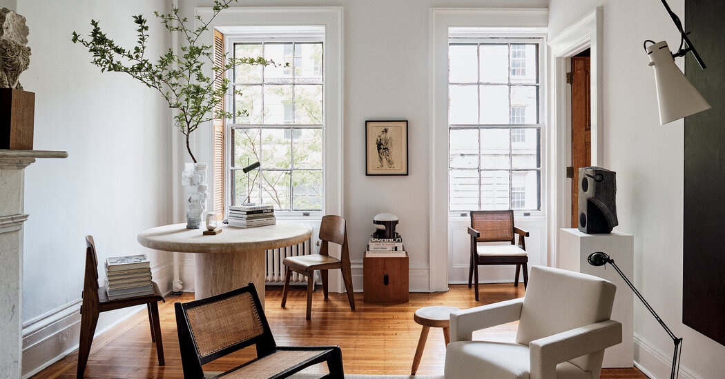 In His Own Home, an Interior Stylist Takes a Light Touch