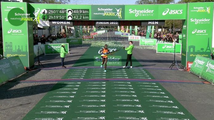 Kenya's Jeptum Smashes Paris Marathon in Record Time