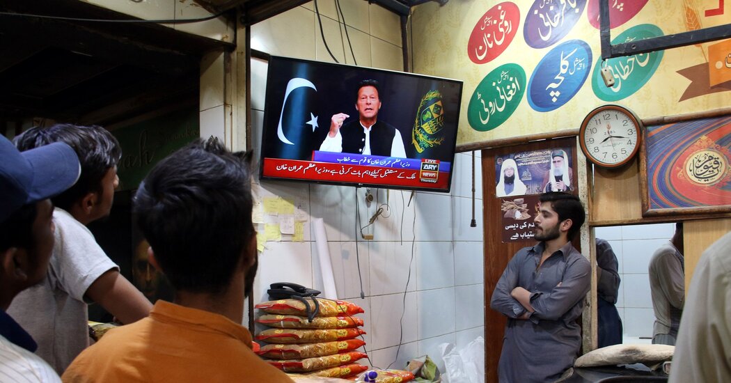 Imran Khan Defiantly Refuses to Resign as Pakistan’s Leader