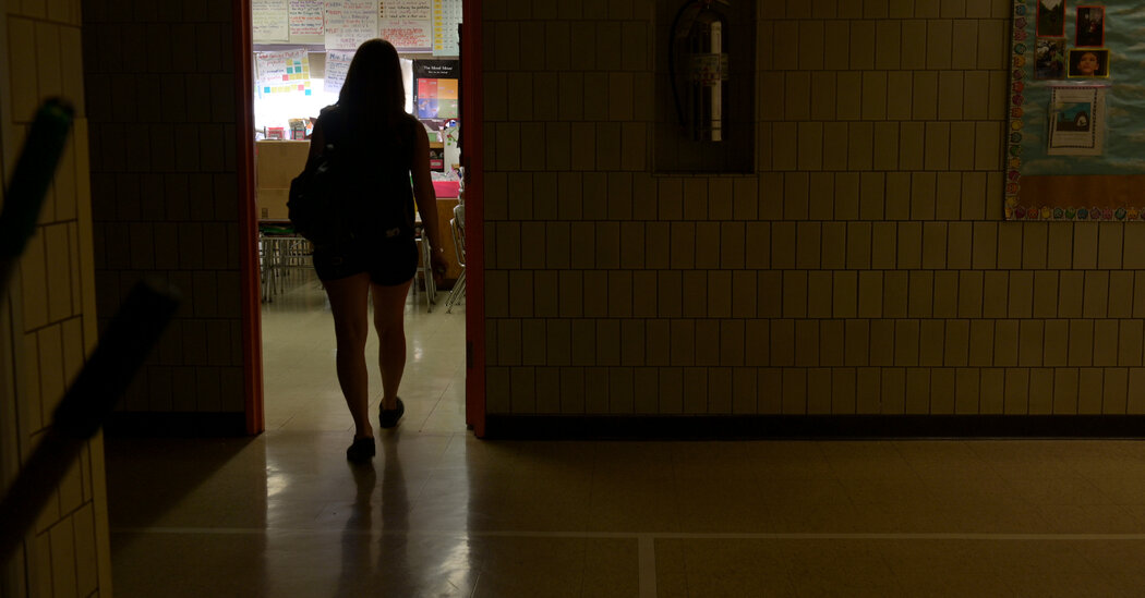 Opinion | I Won’t Return to the Classroom, and You Shouldn’t Ask Me To