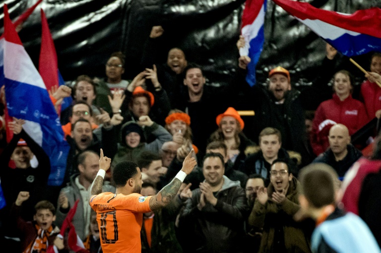 Depay fires Dutch past Belarus in Euro qualifying opener