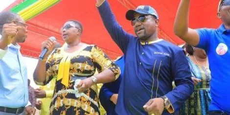 Followers of Aisha Jumwa and supporters of George Kithi and William Mtengo participated in fist clashes at Msabaha grounds in Malindi