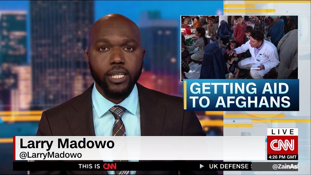 Larry Madowo anchors news on CNN for the first time in Atlanta, US