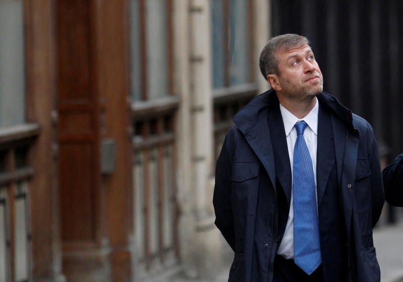 Premier League board disqualifies Chelsea owner Abramovich as a director at club : The standard Sports