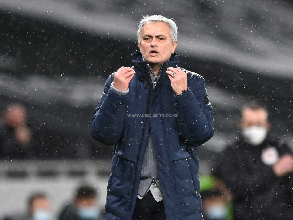 Mourinho suspended for two matches for insulting referee