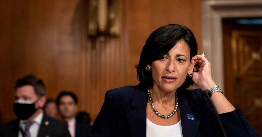 C.D.C. Chief C.D.C. Chief Overrules Agency Panel and Endorses Pfizer Boosters for Frontline Workers