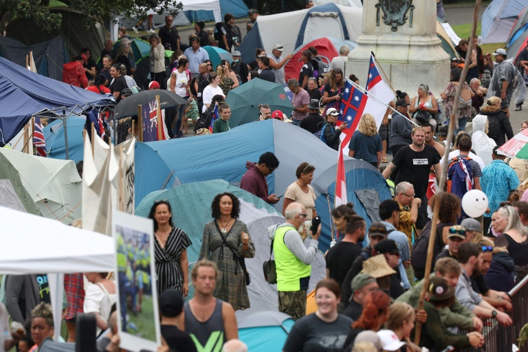 New Zealand Covid protest grows after police draw back » Capital News
