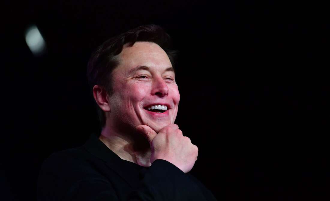 Musk gets Twitter for Sh5trn, to cheers and fears of 'free speech' plan