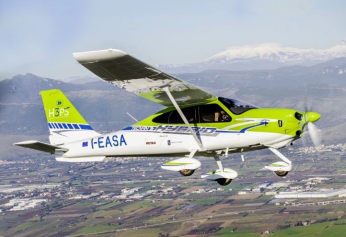 Rolls-Royce Successfully Flies World's First Hybrid Aircraft