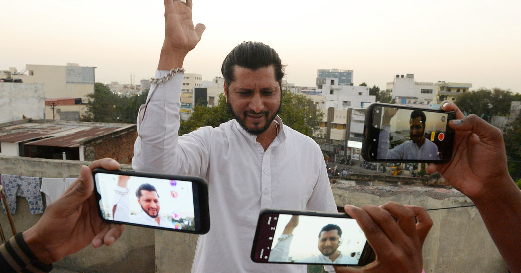 India Bans TikTok and Dozens of Other Chinese Apps