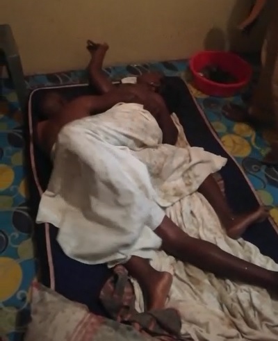 Man and his Mpango Wa Kando get stuck while having SEX in a lodging at Mbale town, Vihiga County, Na Iwe Funzo (VIDEO+PHOTO)