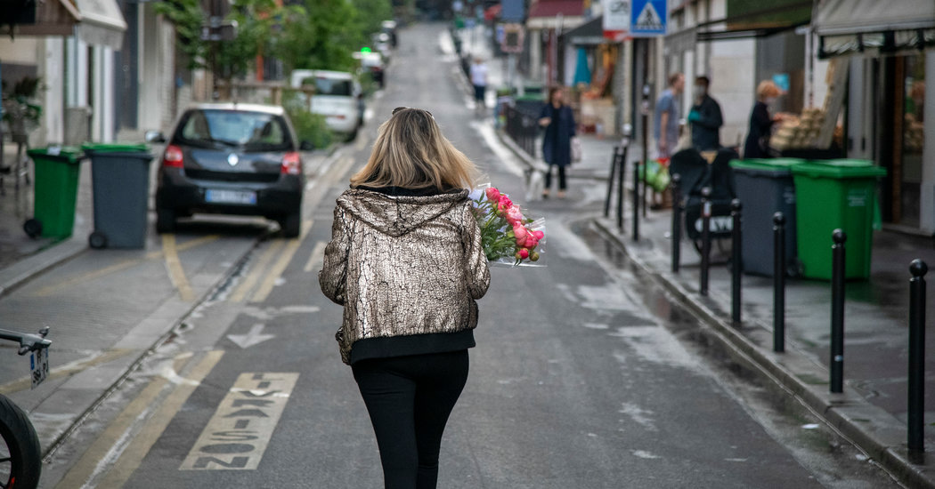 Opinion | The Street That Offers Paris Hope During the Coronavirus Lockdown