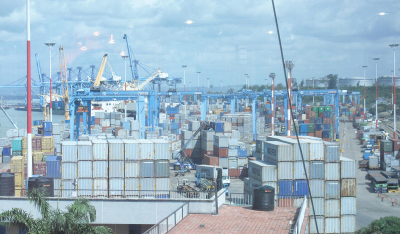 SRC rejects port workers' pay rise deal, asks parties to renegotiate