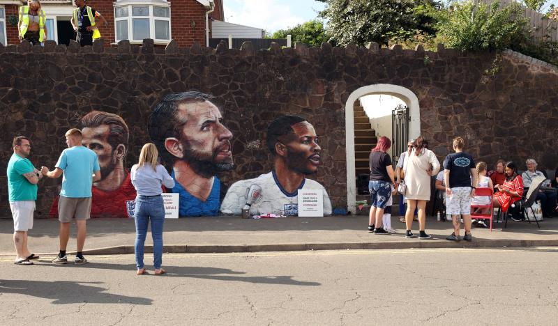 Southgate says England fans can intimidate Italy but not boo anthem : The standard Sports