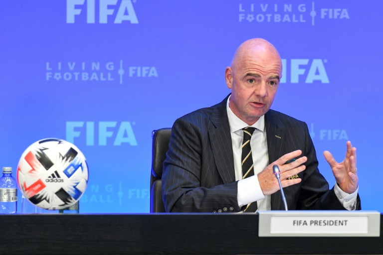 Extraordinary prosecutor to investigate meetings between Swiss legal chief and FIFA boss Infantino