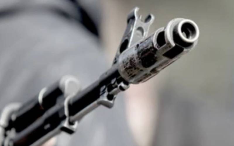 Suspect shot dead, three escape as police foil robbery