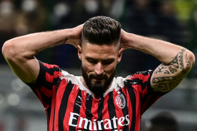 Milan's lead cut to a point as title race heads towards thrilling climax