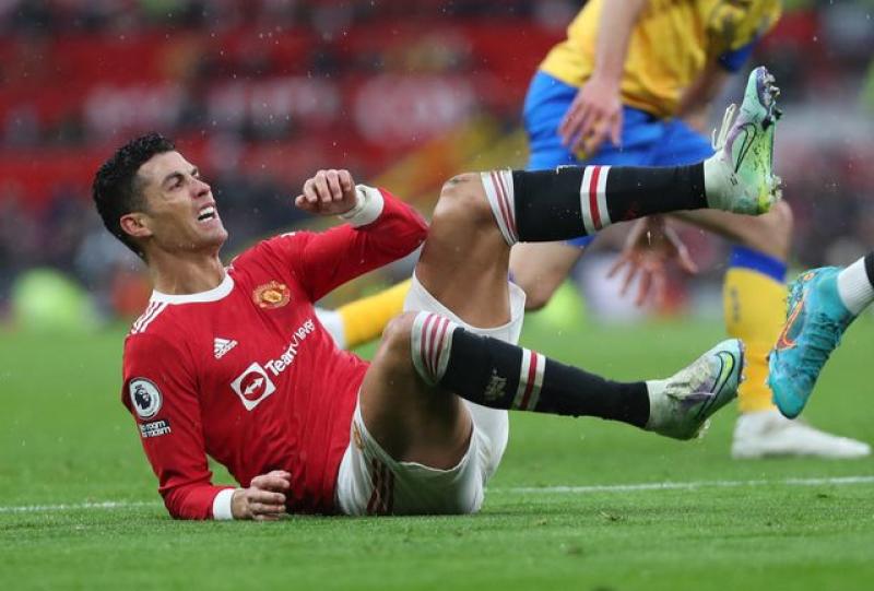 Manchester United held by Southampton as frustrating season continues : The standard Sports