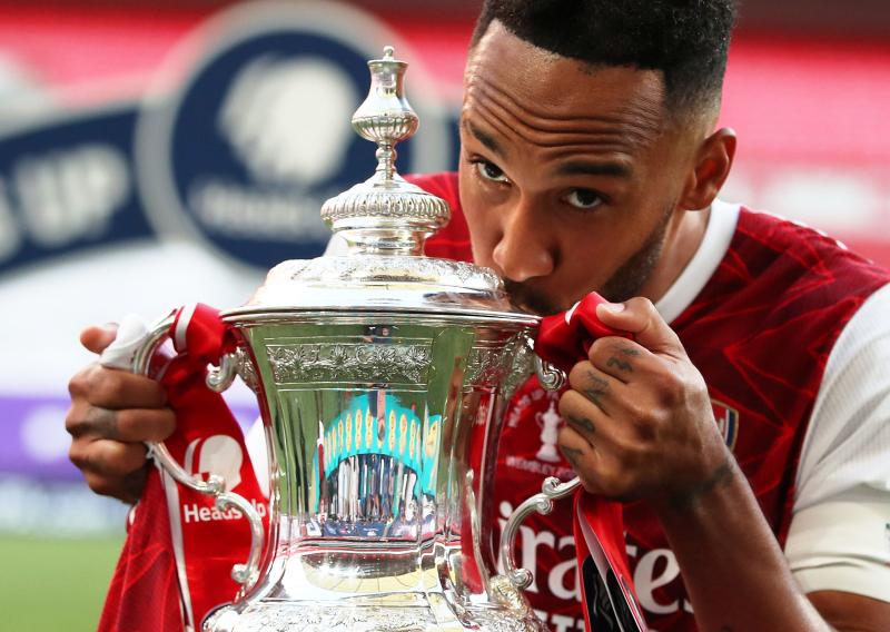 Aubameyang's new contract offer revealed as FA Cup hero offered Arsenal challenge : The standard Sports