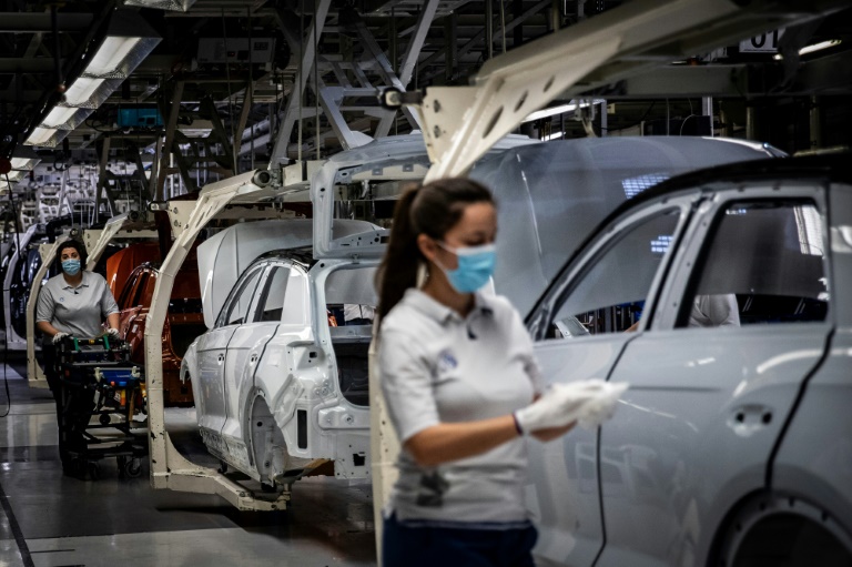 UK car sales skid on global chip shortage
