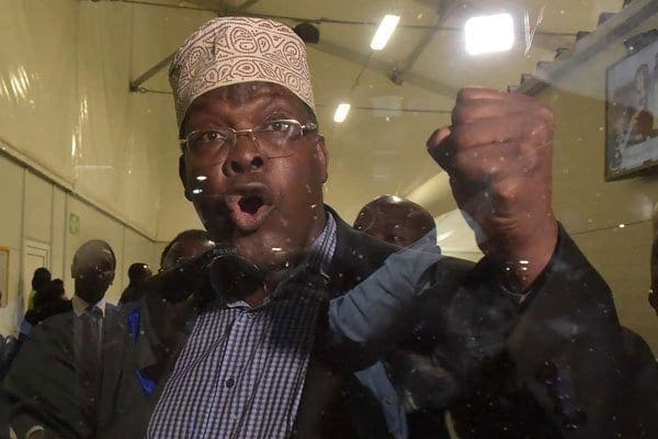 Miguna sues Kenya Govt to lift red alert in order to travel on Nov 16th