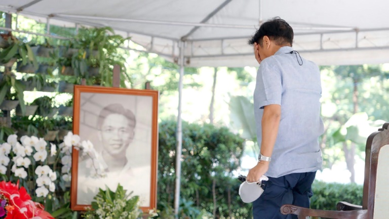 Philippine election winner Marcos visits dictator father's grave » Capital News