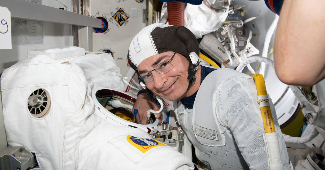 Watch Live: NASA Astronaut Returns to Earth From the Space Station