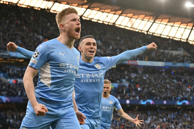 Man City, Liverpool turn attention back to Premier League shootout