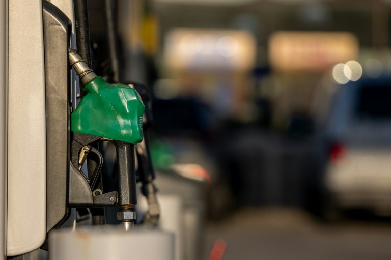 Oil extends rally on Russia sanctions bets, stocks wobble » Capital News