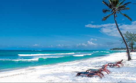 Tiwi Beach