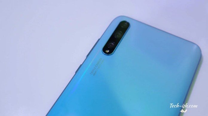 Huawei Y8p Unboxing and Review