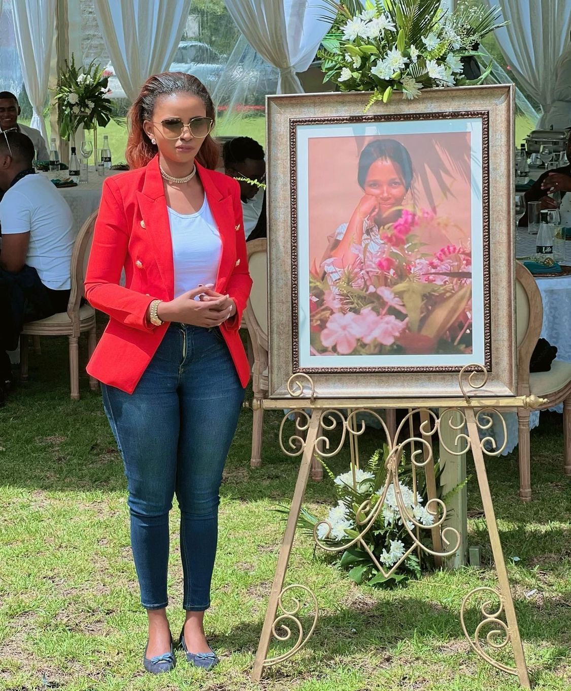 Anerlisa Muigai unveils the last photo her late sister, Tecra took before untimely death