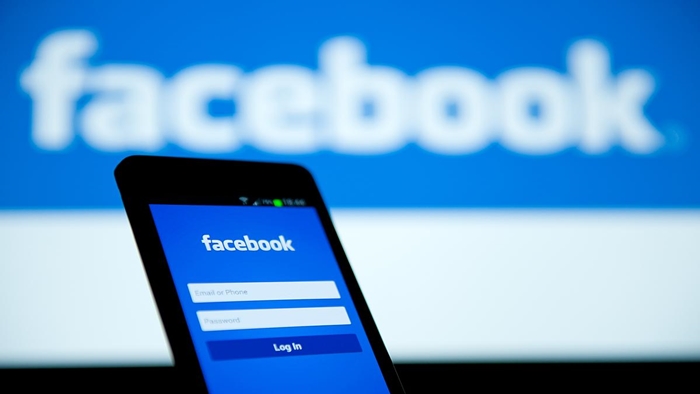 Facebook testing a comeback for voice and video calls on main app