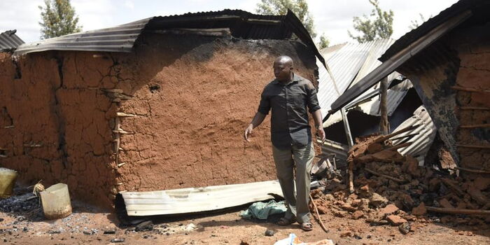 Man Cries to Uhuru After House Torched by Bandits [VIDEO]