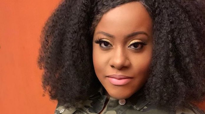 Jamaican Dancehall Superstar Etana Performs in Kenya On 30th October
