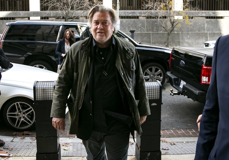 Trump's Top Campaign Adviser Steve Bannon Charged In Border Wall Fraud Scheme