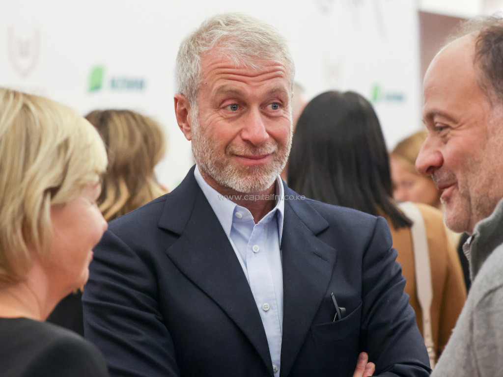 Abramovich suffered 'suspected poisoning' during peace talks in Ukraine