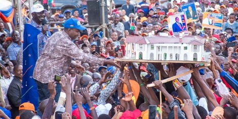 Raila, Karua Elated After Receiving State House Inspired Gift