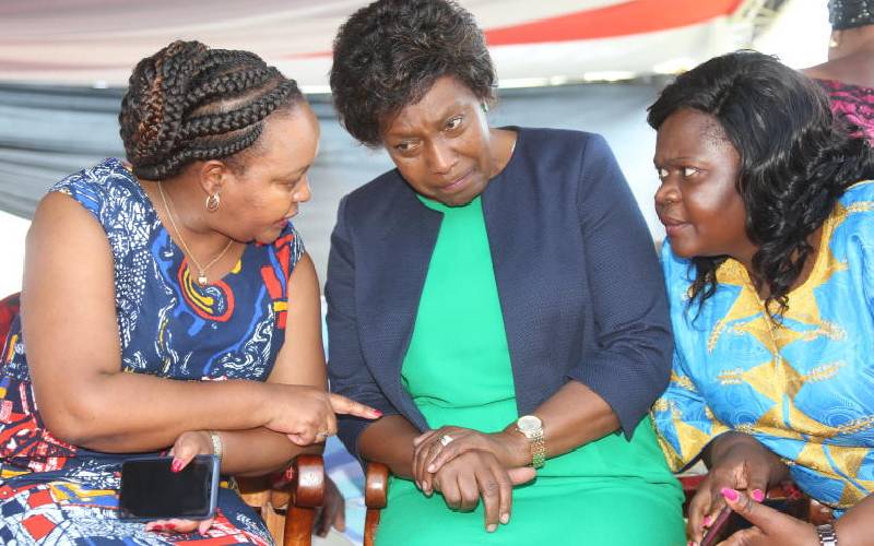 Female Politicians Who Might Become Governors After the August Polls