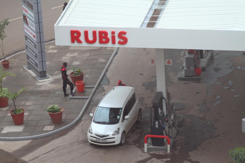 Firms in deal to expand vehicle service centres