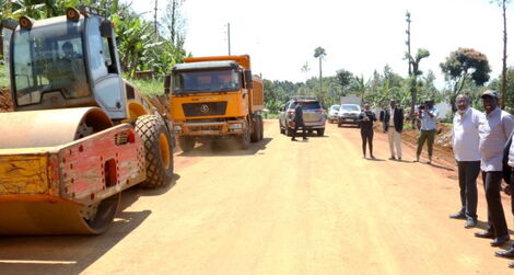 DP William Ruto with Senator Mithika Linturi inspecting a road construction project in Meru county on October 17, 2020.