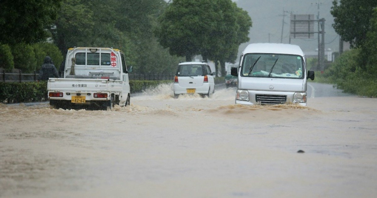 75,000 ordered to evacuate as heavy rain lashes western Japan [ARTICLE]