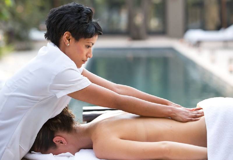 Everything you need to know about massage therapy Eve woman