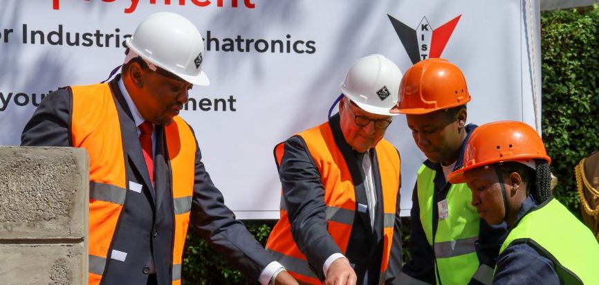 President Frank-Walter Steinmeier of the Federal Republic of Germany and President Uhuru Kenyatta during the laying of the foundation stone for the construction of an industrial mechatronics centre at the Kiambu Institute of Science and Technology (PHOTO: Courtesy)