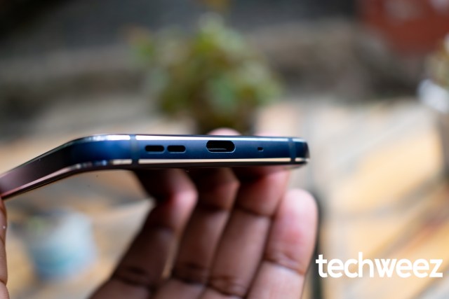 Nokia 7.1 Bottom
