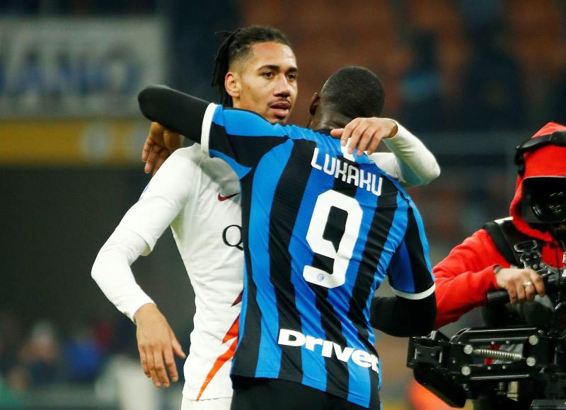 Roma 'make breakthrough' in Man United talks over Chris Smalling transfer