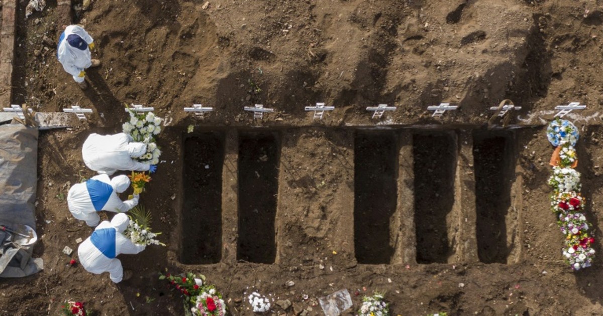 Chile crosses 10,000 virus deaths as president announces aid package [ARTICLE]