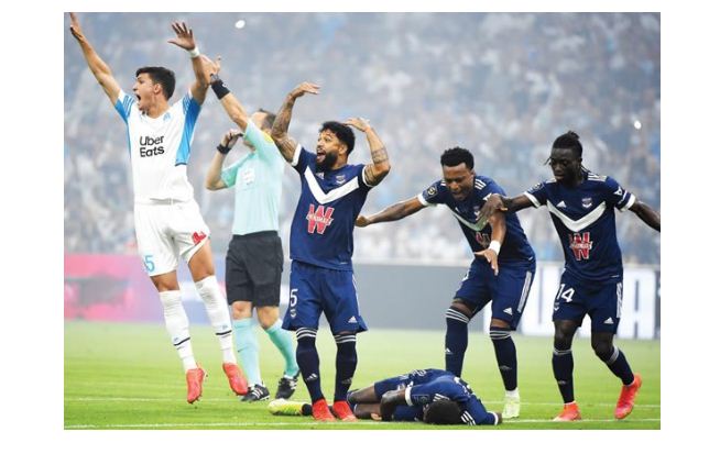 Nigerian international Samuel Kalu collapses on pitch, doctors give health update : The standard Sports